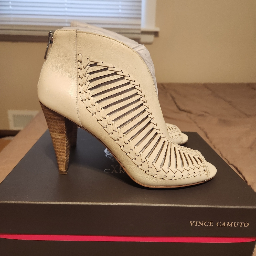Vince Camuto Pamplona white leather sandal/ booties